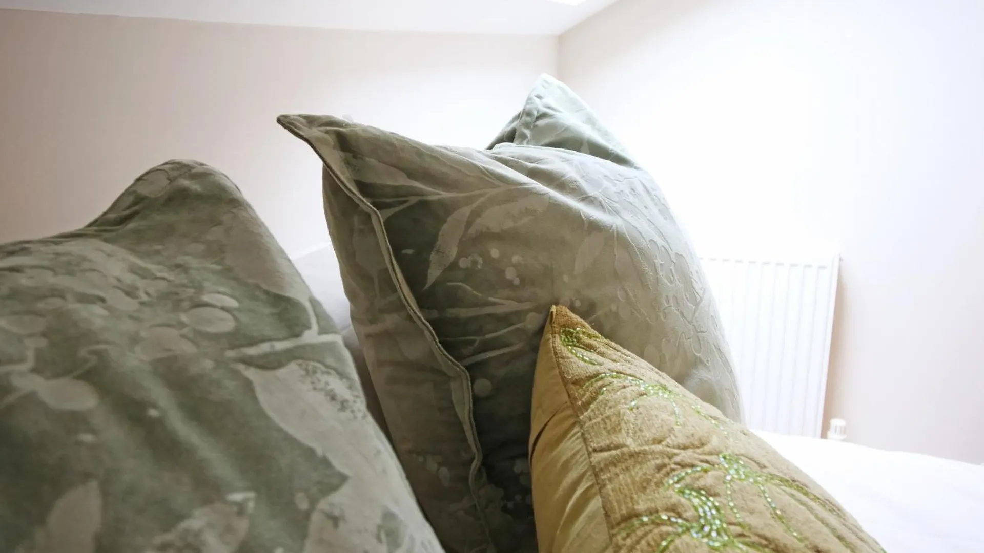 Apartment 11 Bluebridge With Free Parking Йорк