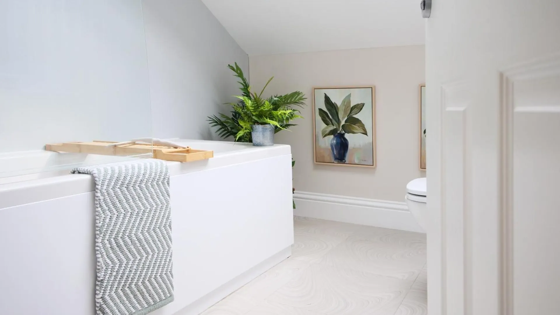 Apartment 11 Bluebridge With Free Parking Йорк 0*,